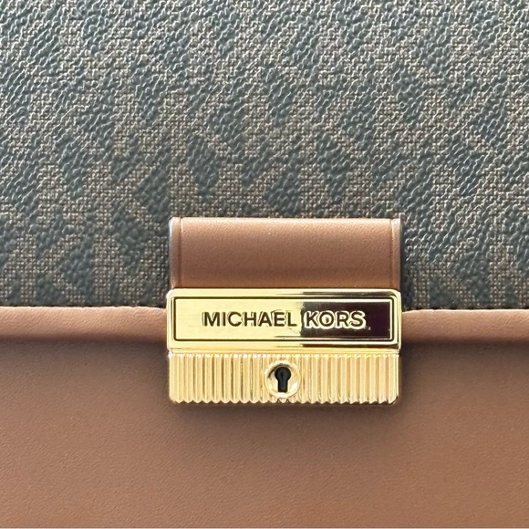 NWT MICHAEL Michael Kors Bradshaw Crossbody Bag Brown MK Signature + Care Card - Picture 4 of 7